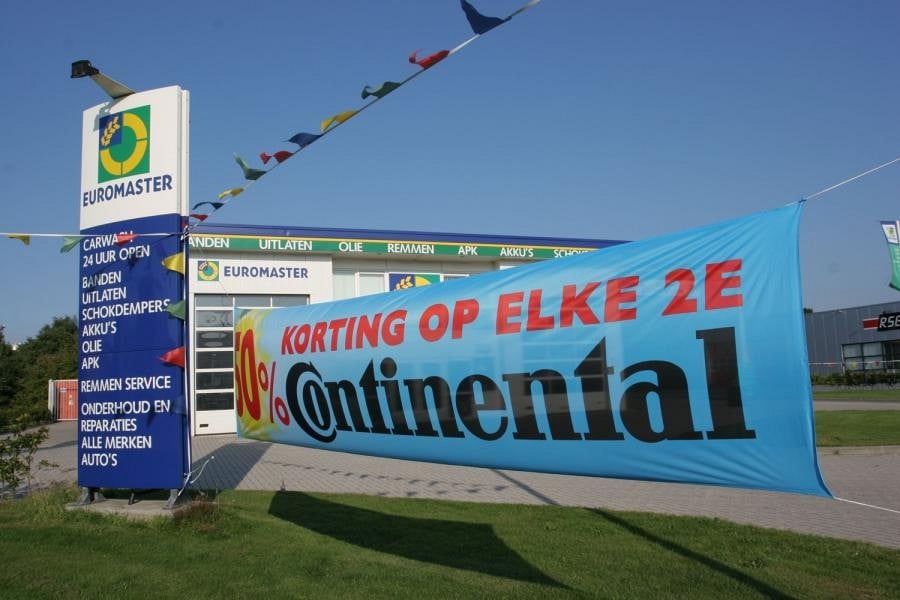 Vlaggendoek spandoek - Reclamekanon.nl